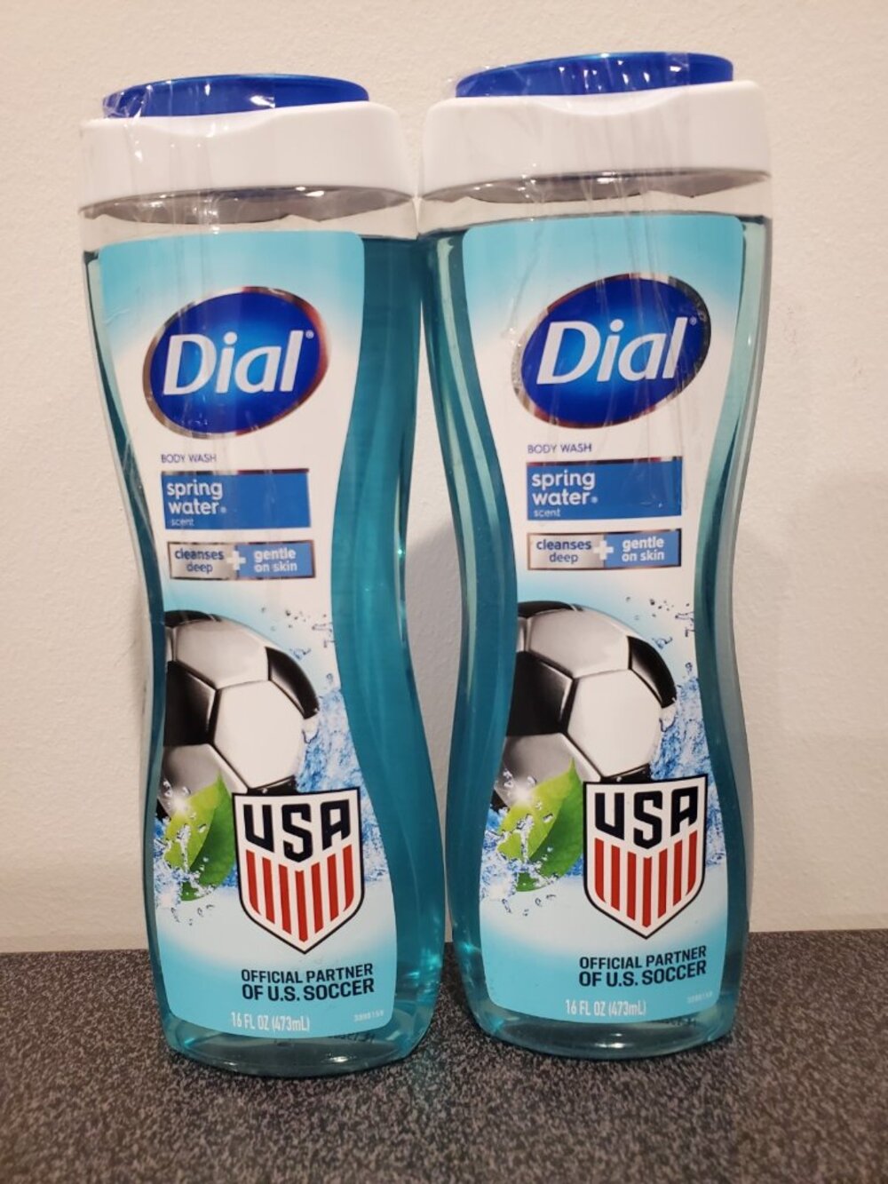 (2) Dial Spring Water Body Wash Cleanse Deep And Gentle On Skin 16 fl oz